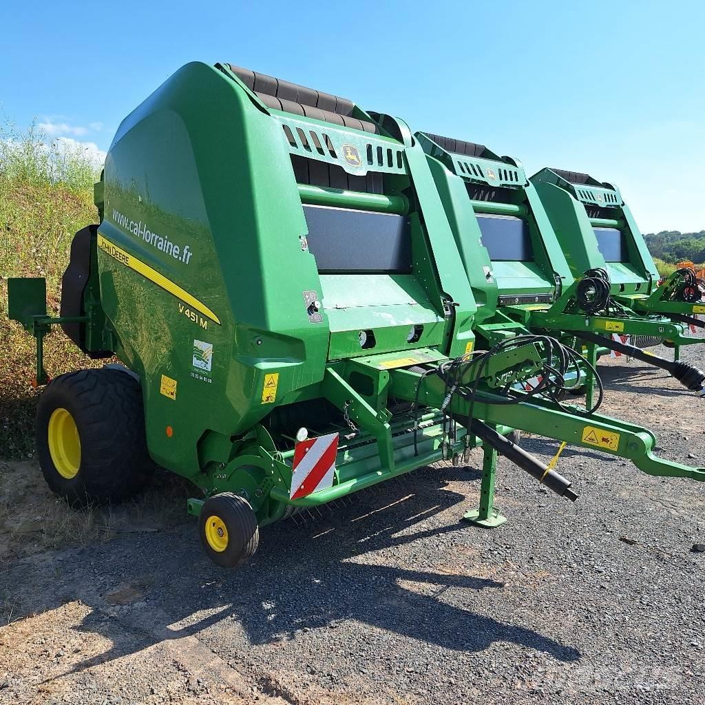 John Deere V 451 M Ronde-balenpersen