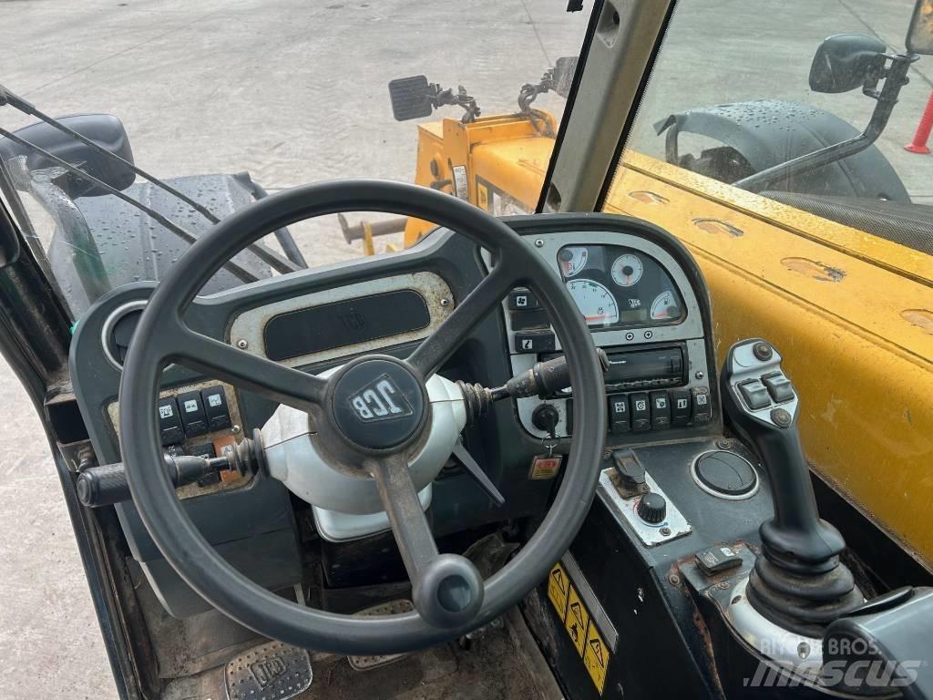 JCB 526-56 Agri Verreikers voor landbouw