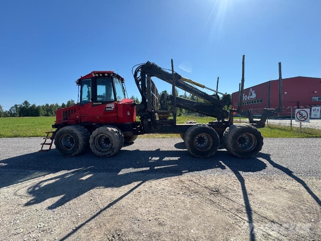 Komatsu 840 TX Uitrijwagens