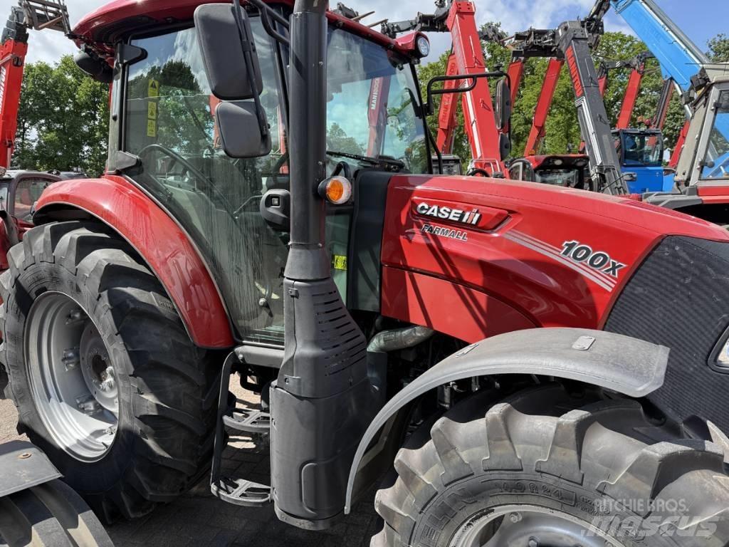 CASE Farmall 100X Tractoren