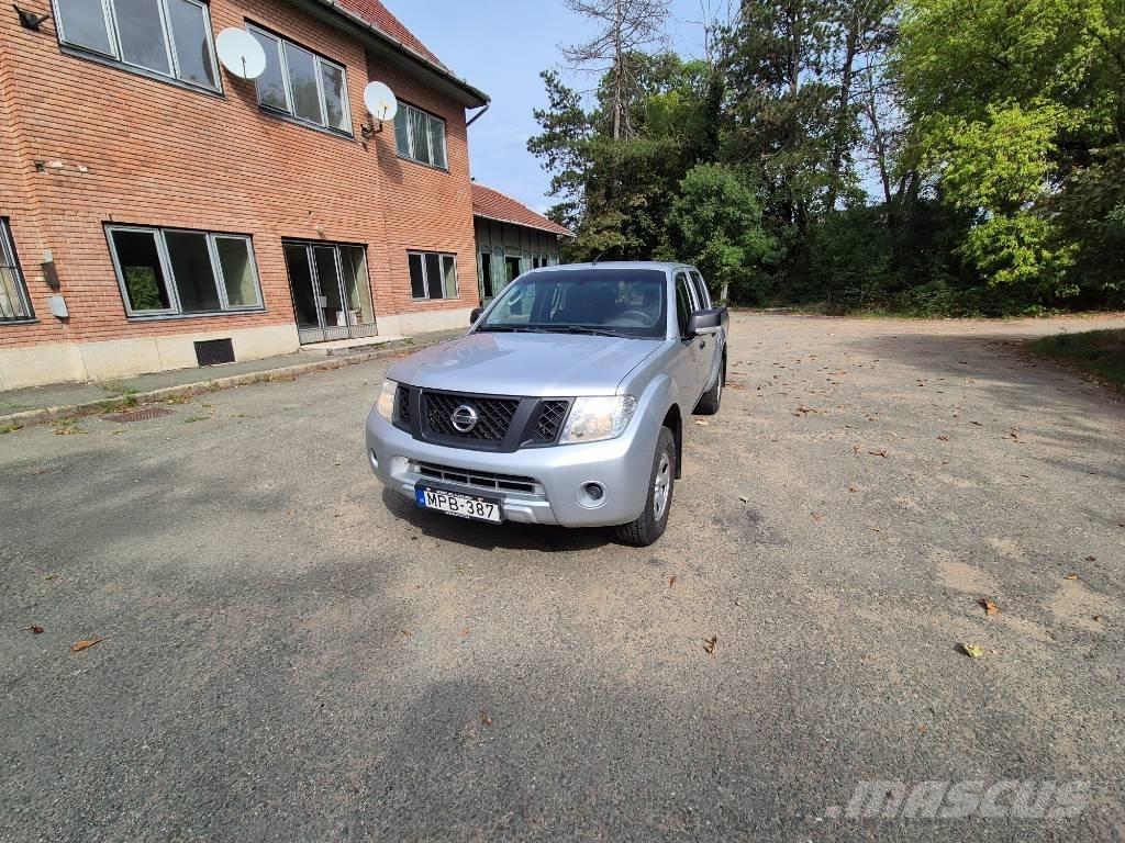 Nissan Navara Bestelwagens met open laadbak