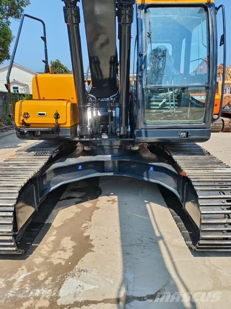 Hyundai R220LC-9S Rupsgraafmachines
