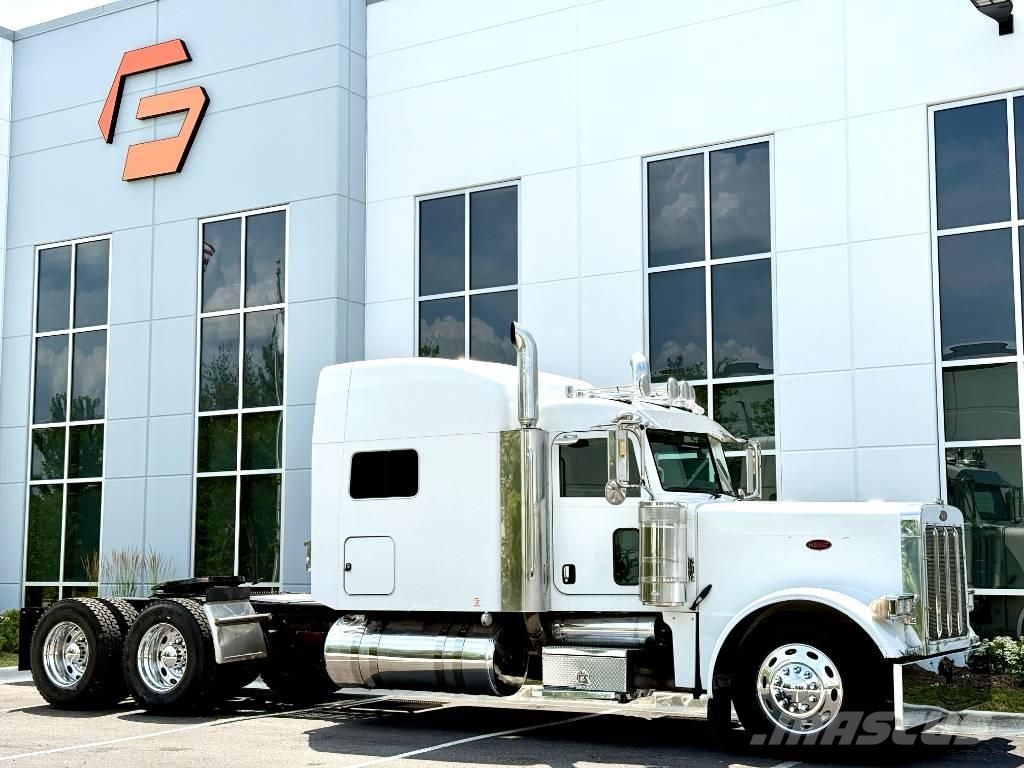 Peterbilt 379 Trekkers