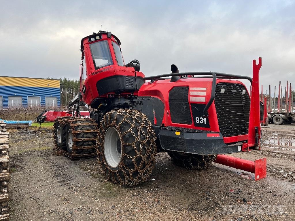 Komatsu 931 Harvesters