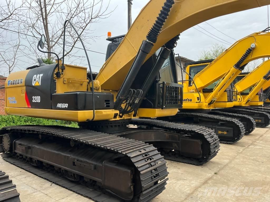 CAT 320 D Rupsgraafmachines