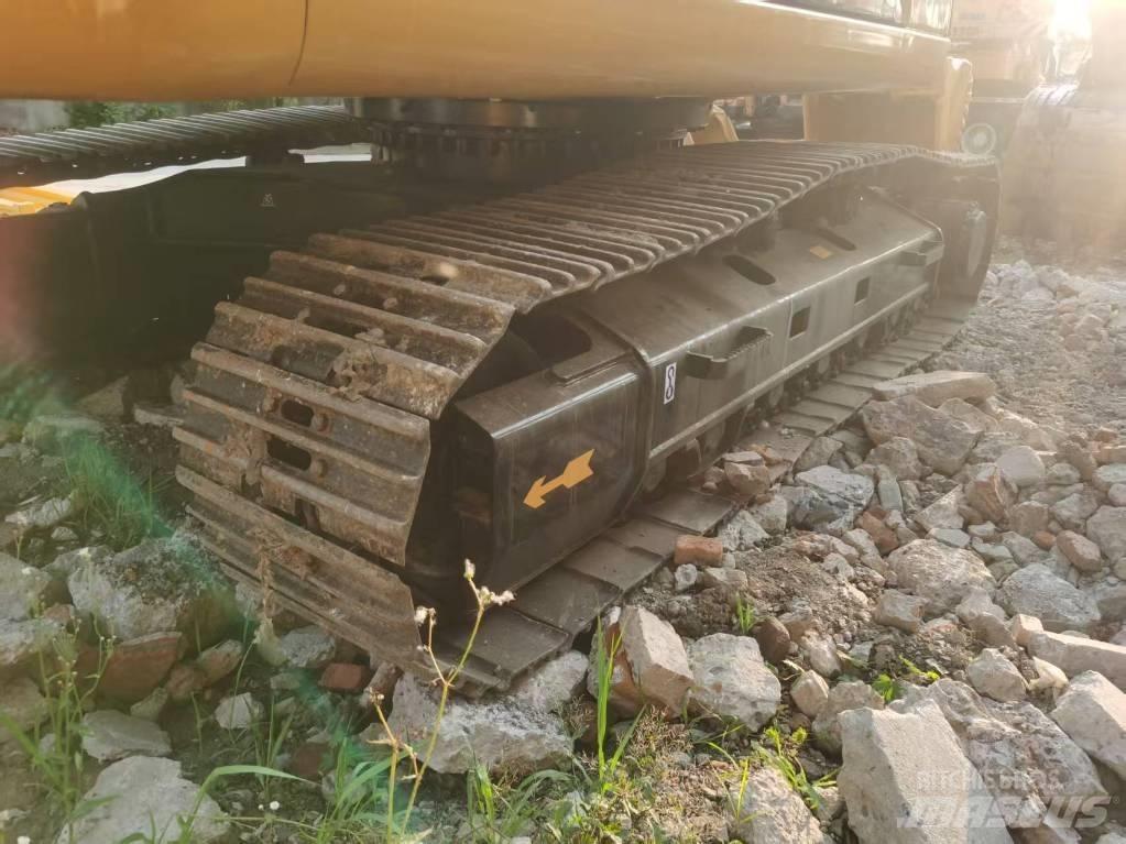 CAT 325 C Rupsgraafmachines