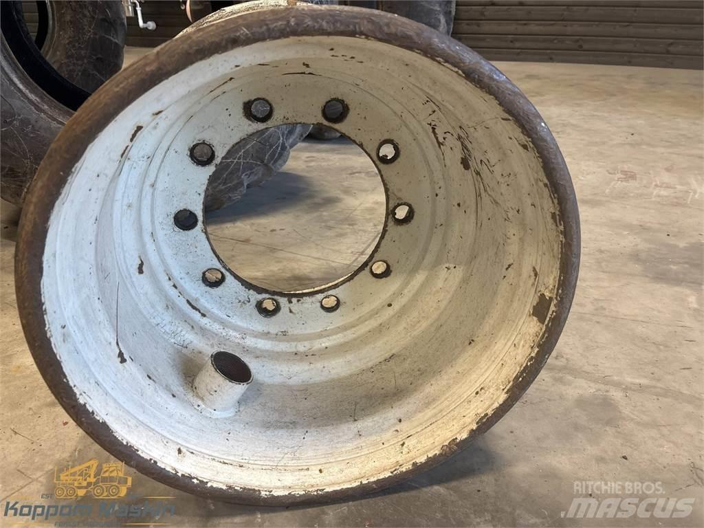 Gremo 950 20x22,5 Banden, wielen en velgen