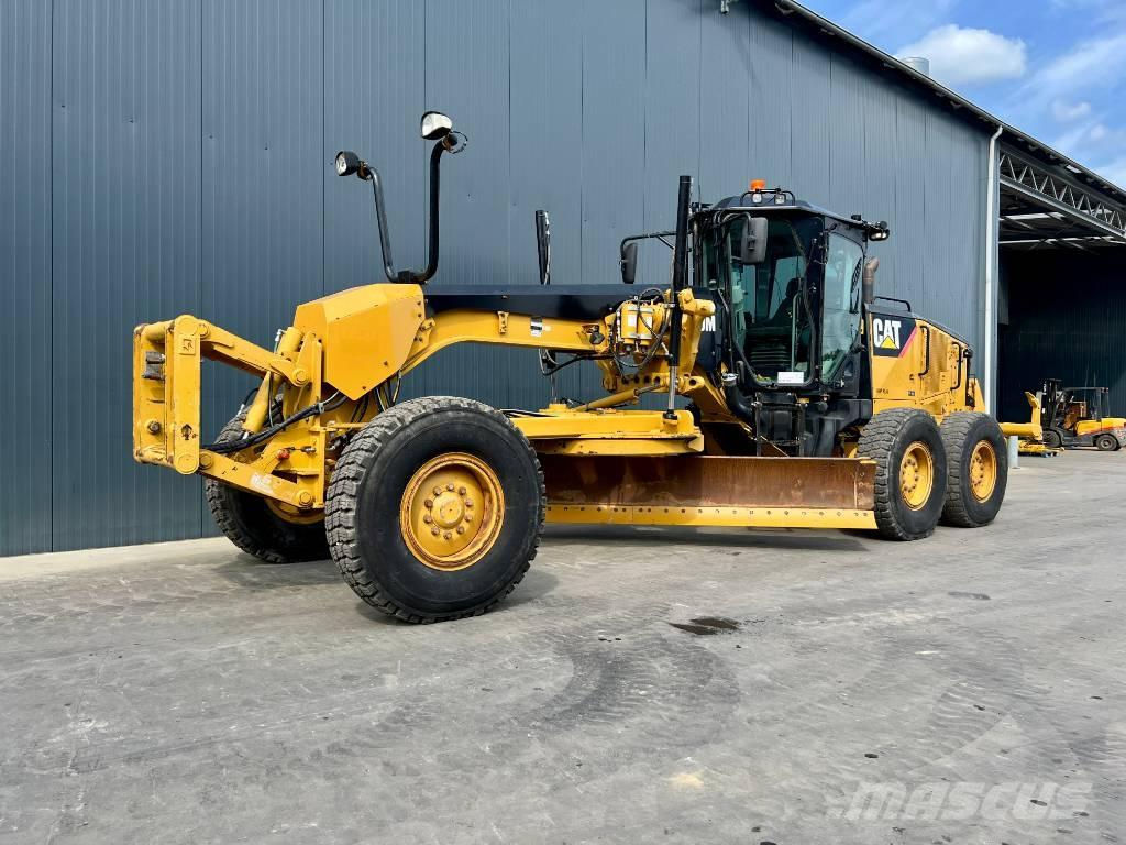 CAT 140M Graders