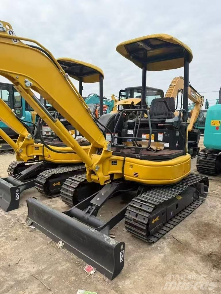 Komatsu 30 Rupsgraafmachines