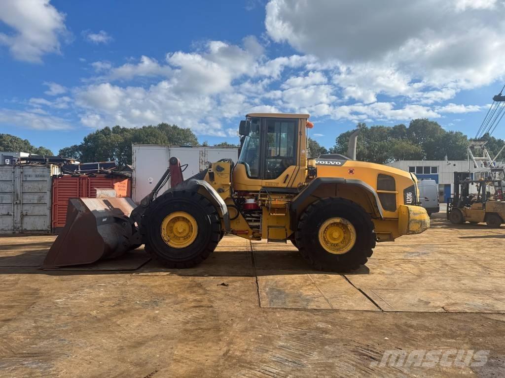 Volvo L 120 G Wielladers