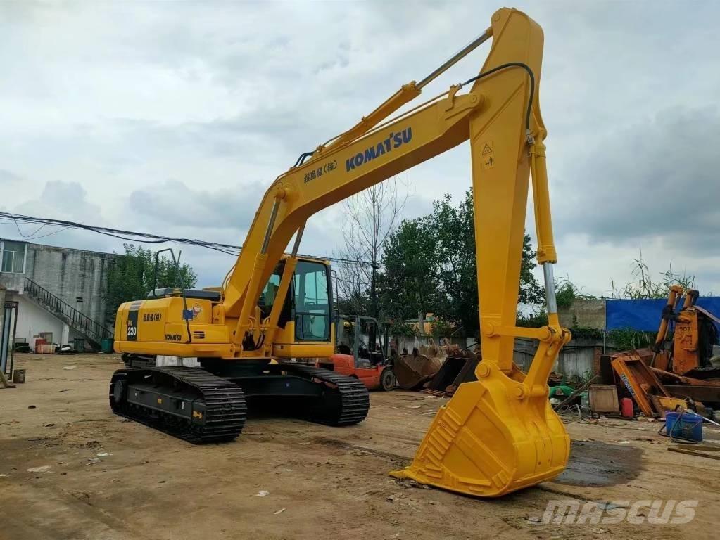 Komatsu PC 220-7 Rupsgraafmachines