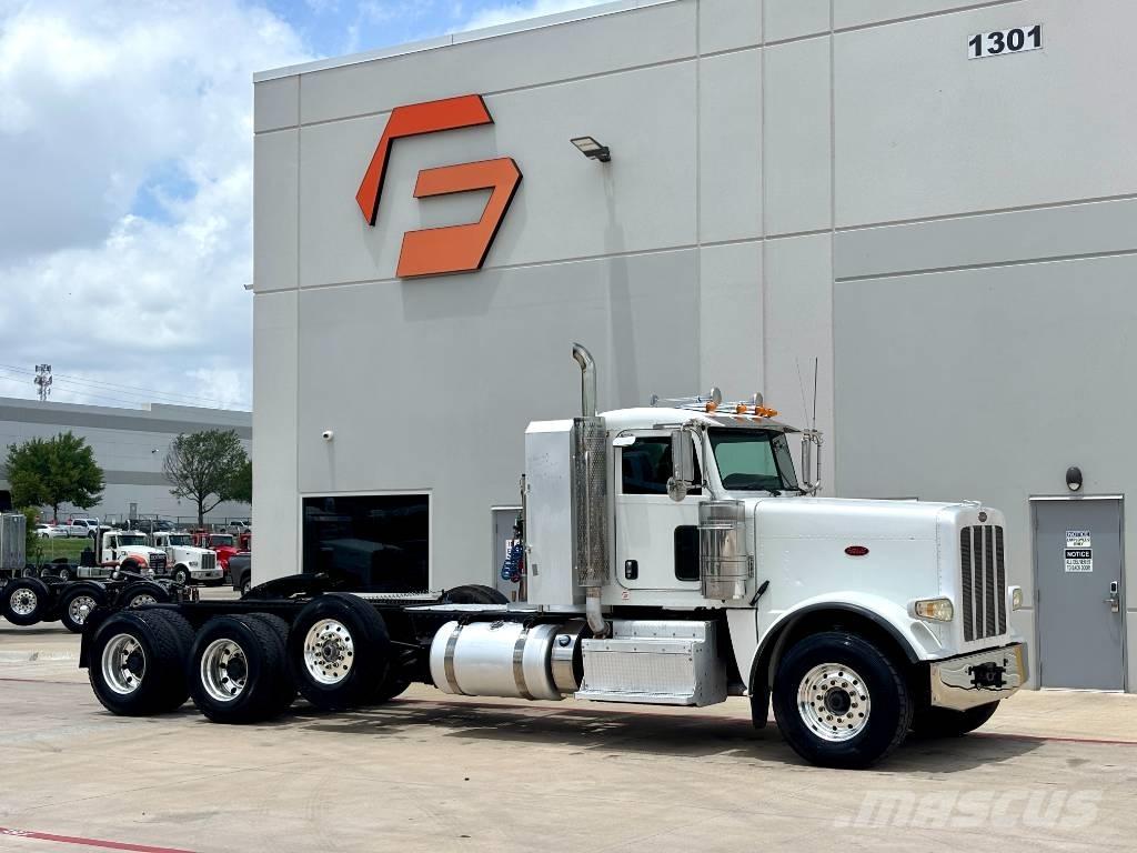 Peterbilt 388 Trekkers