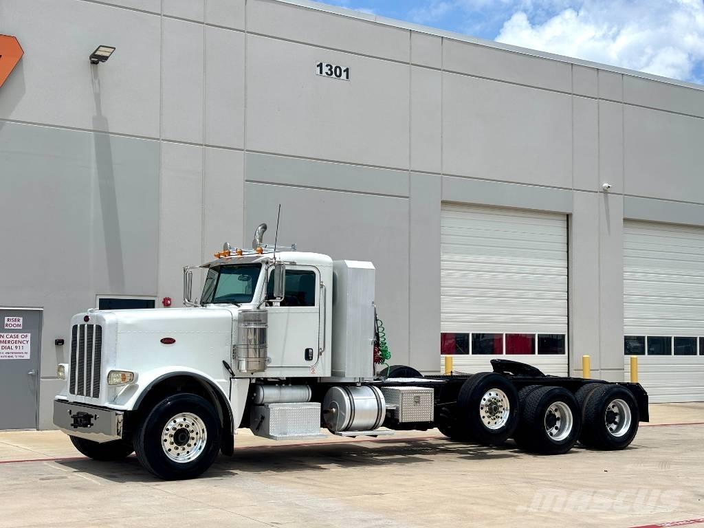 Peterbilt 388 Trekkers