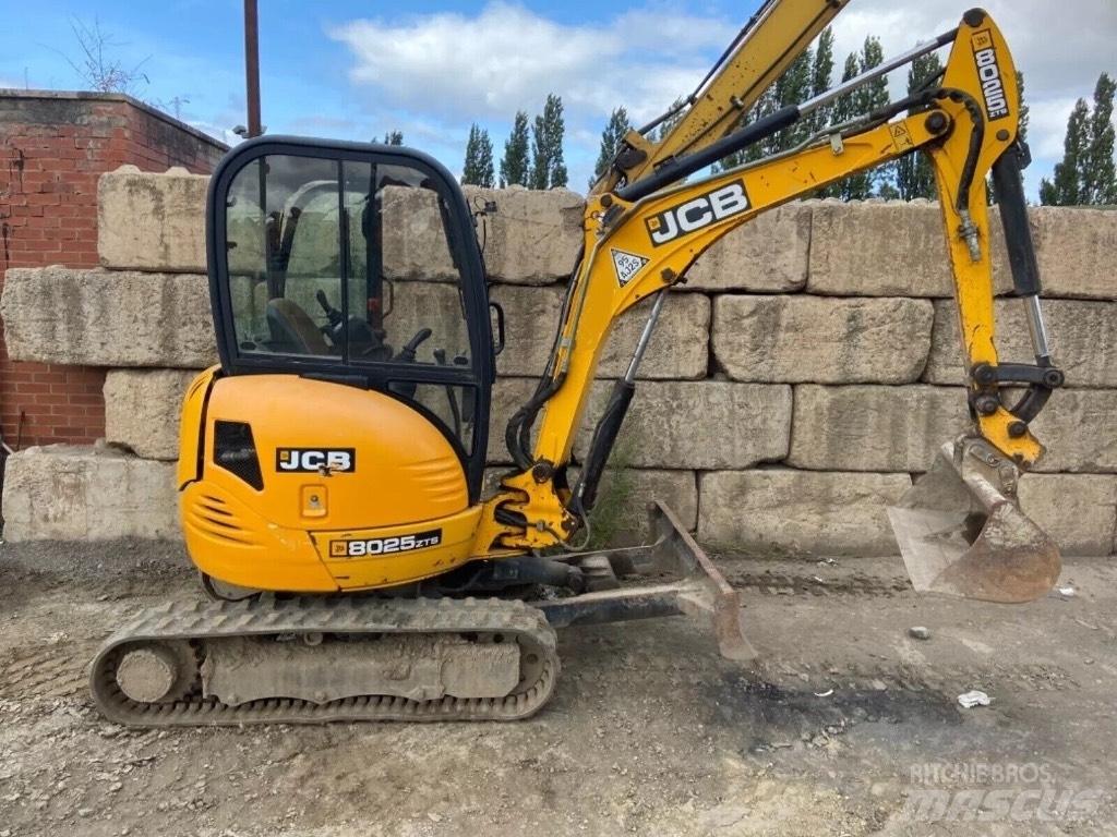 JCB 8025 ZTS Minigraafmachines < 7t