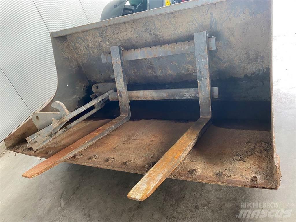Kramer KT 276 Telescoophoogwerkers