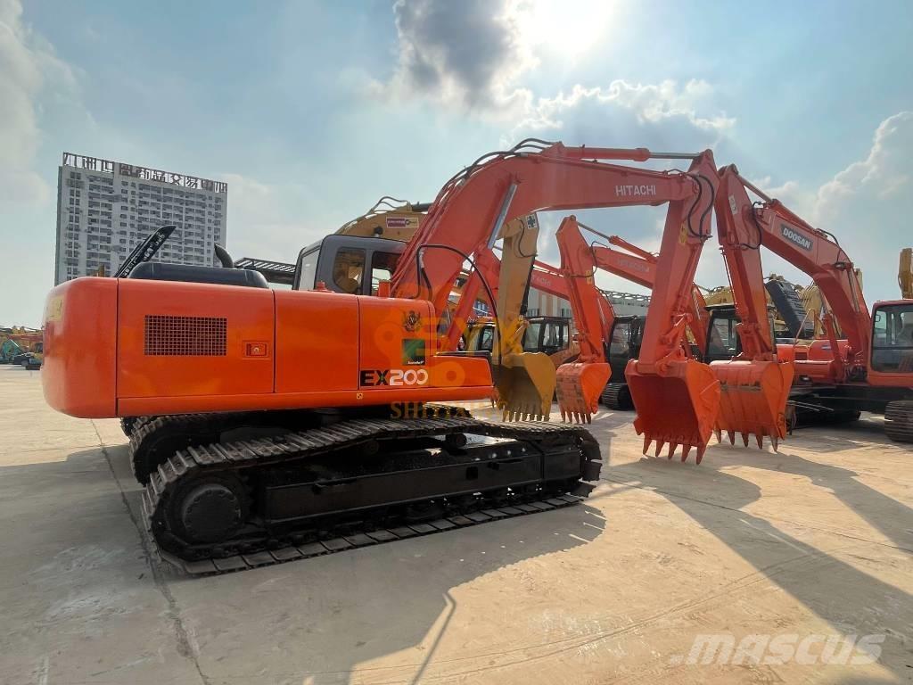 Hitachi EX 200 Rupsgraafmachines
