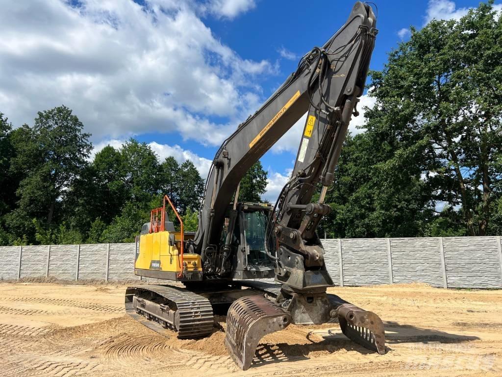 Volvo EC 220 DL Rupsgraafmachines
