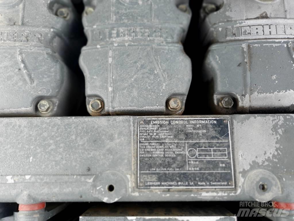 Liebherr R 906 LC Rupsgraafmachines