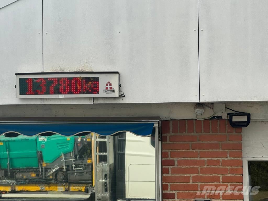 MAN TGS 35.520 Vrachtwagen met containersysteem