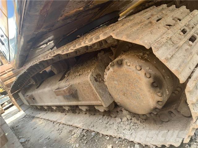 Hyundai R215-7 Rupsgraafmachines