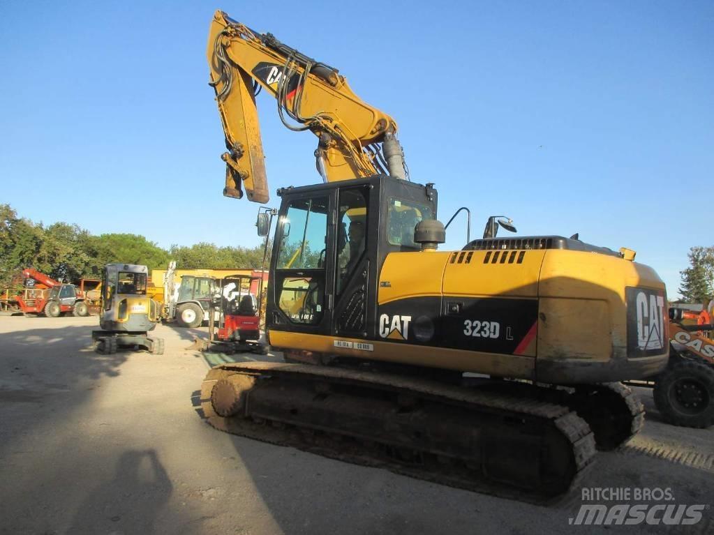 CAT 323 D L Rupsgraafmachines