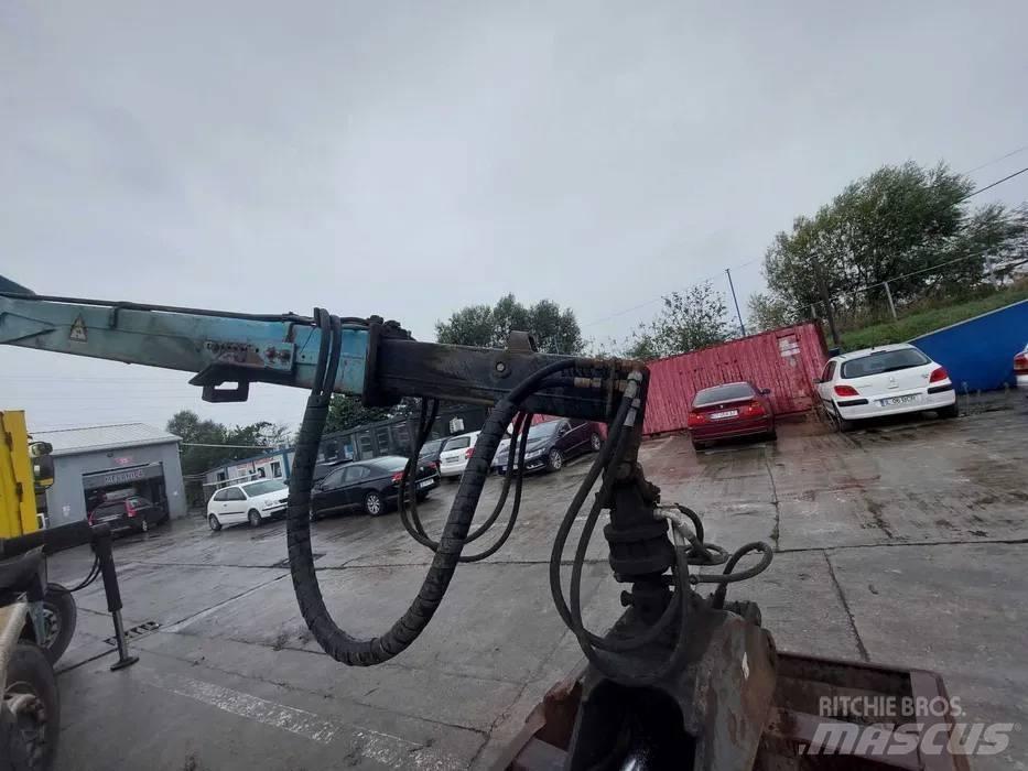 Scania 380 Vlakke laadvloer met kraan