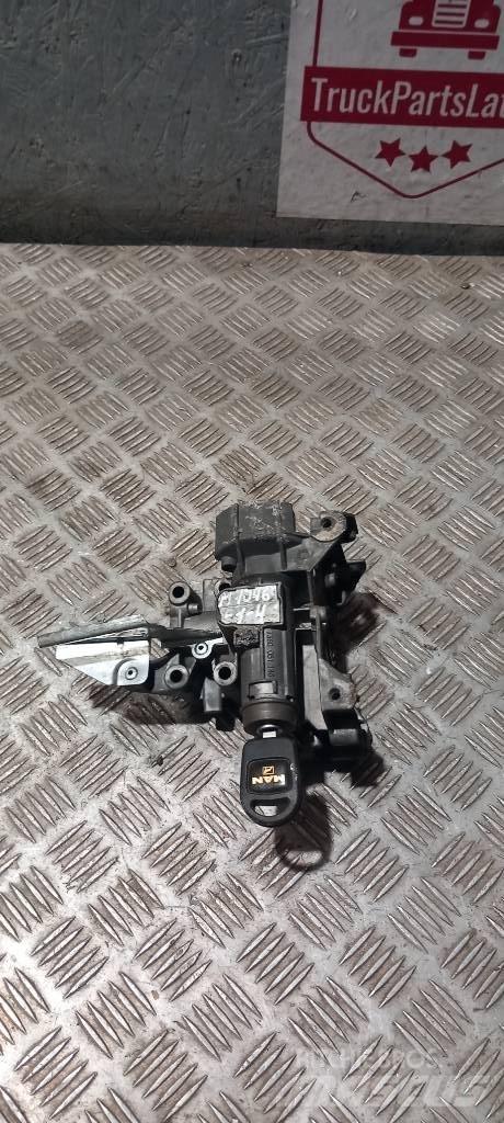 MAN TGX   7360051146 Cabine en interieur