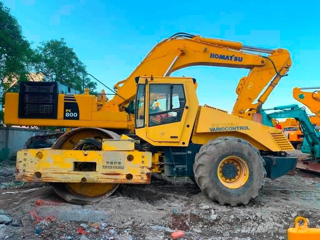 Bomag BW 225 D-3 Duowalsen