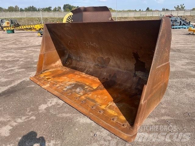 Volvo L 220 E BUCKET Bakken