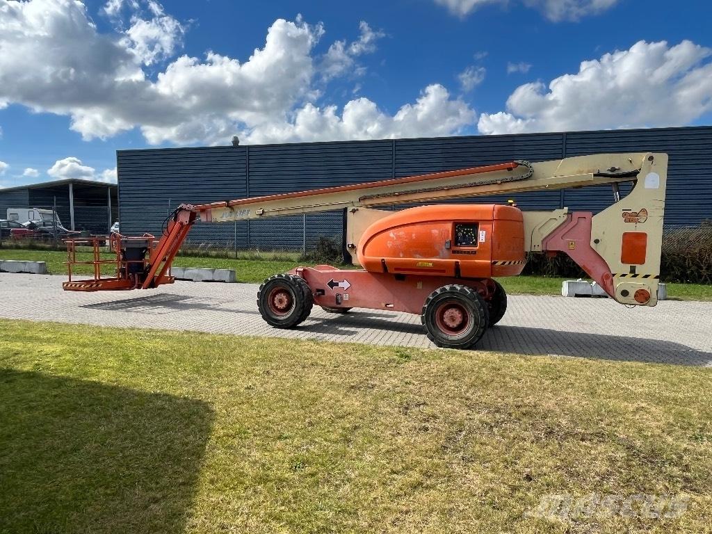 JLG 800 AJ Knikarmhoogwerkers