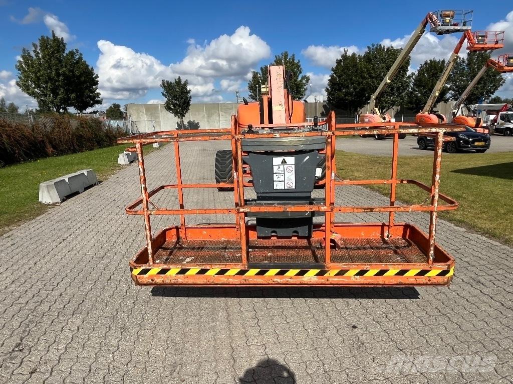 JLG 800 AJ Knikarmhoogwerkers