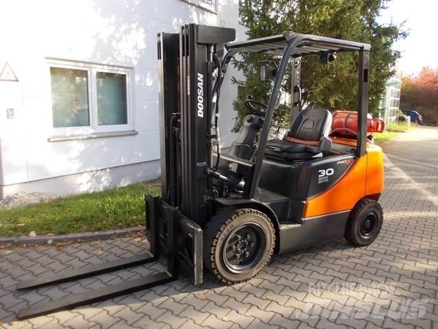 Doosan G 30 E LPG heftrucks
