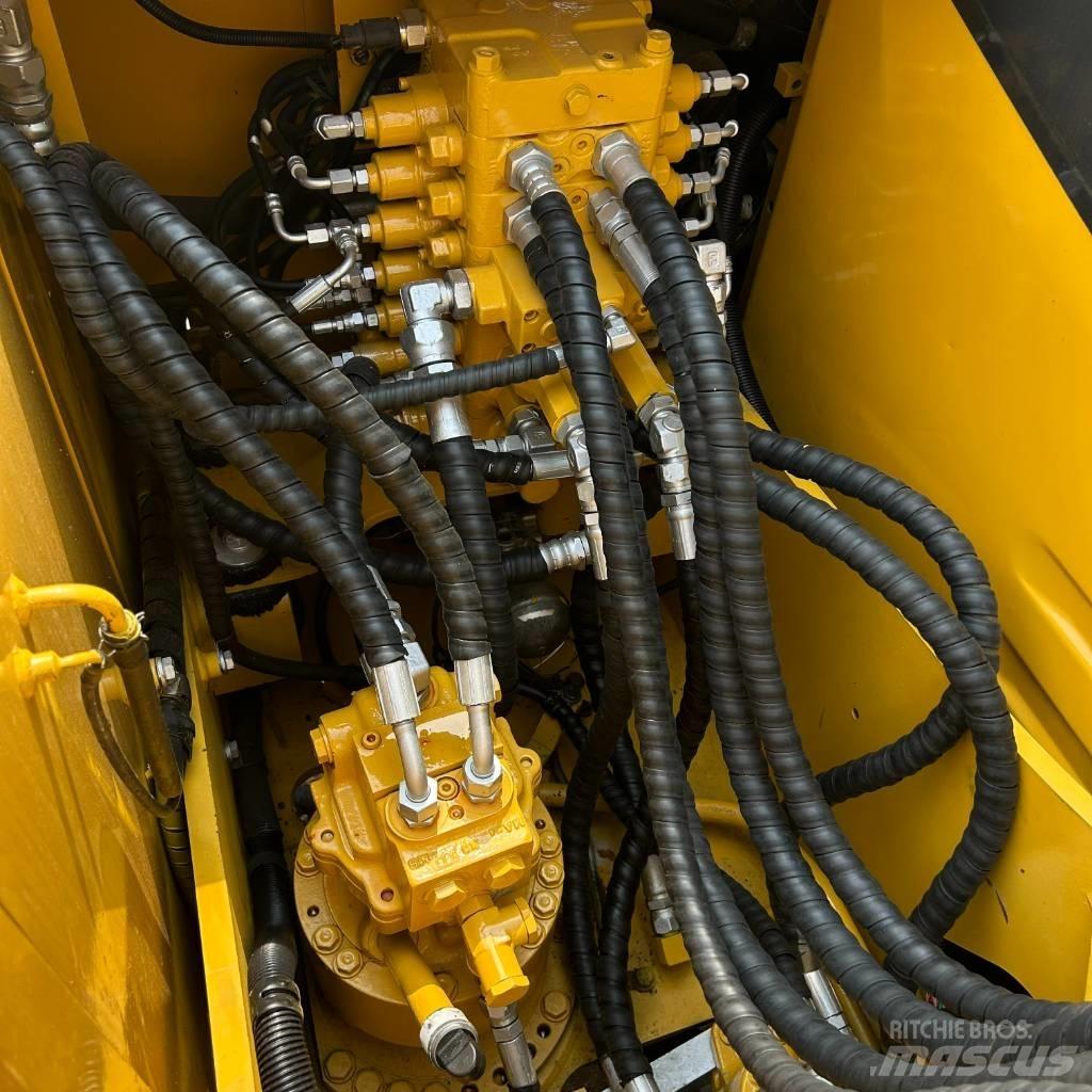 Komatsu 110 Rupsgraafmachines