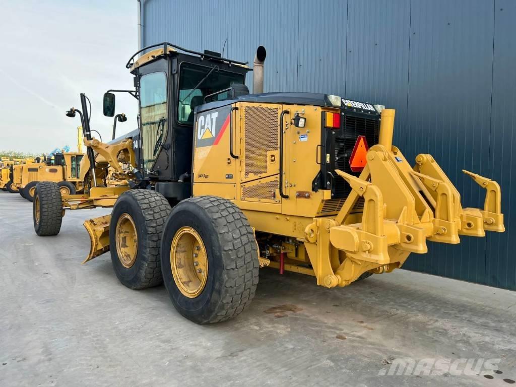 CAT 140M Graders