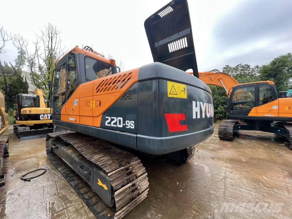 Hyundai 220 LC-9S Rupsgraafmachines