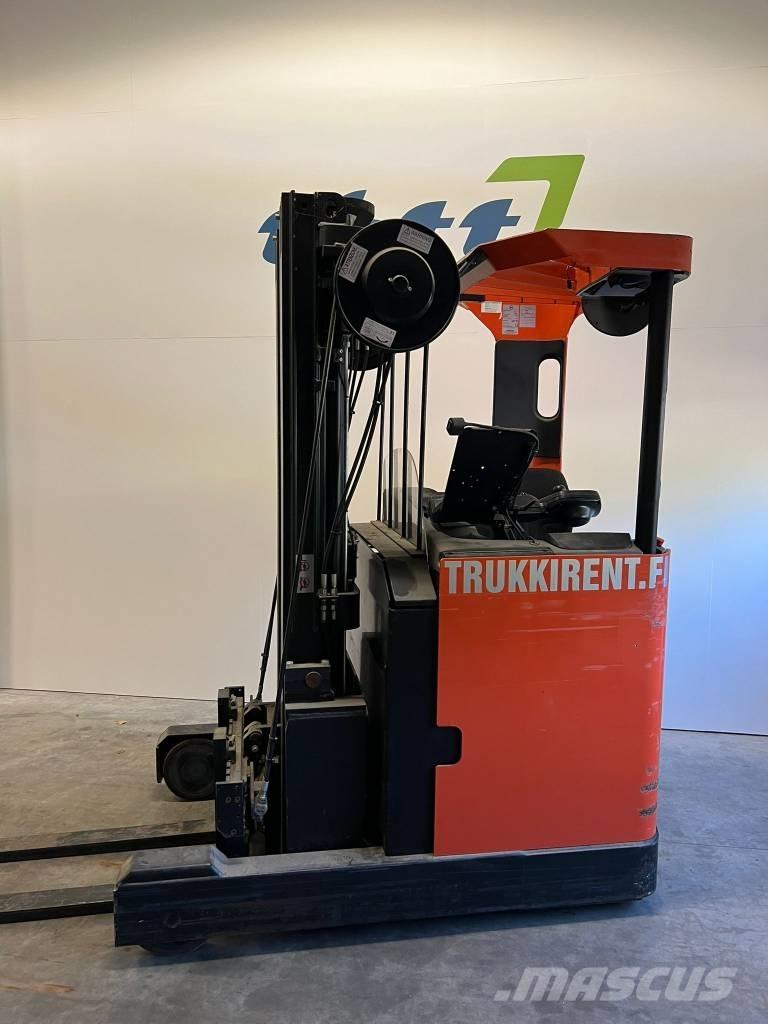 BT RR E 160 M Reachtruck voor hoog niveau