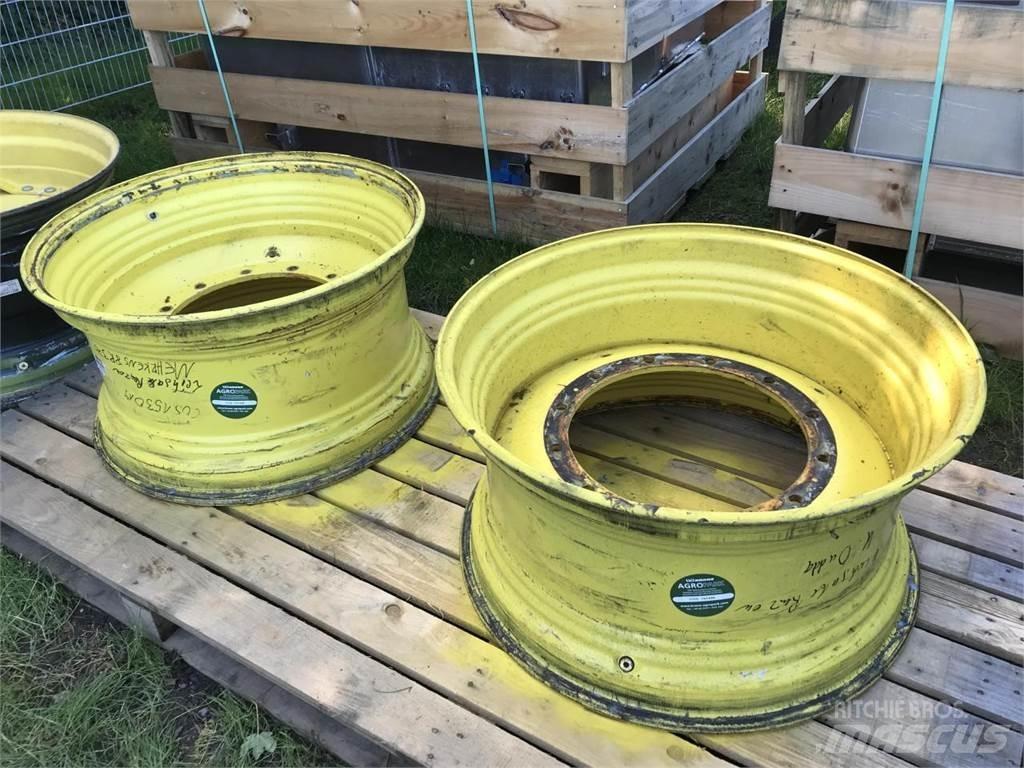 John Deere 18x34 Banden, wielen en velgen