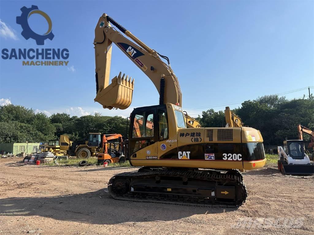 CAT 320 C Rupsgraafmachines