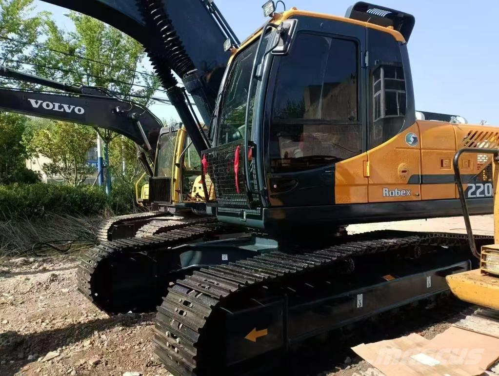 Hyundai 220lc-9s Midigraafmachines 7t - 12t