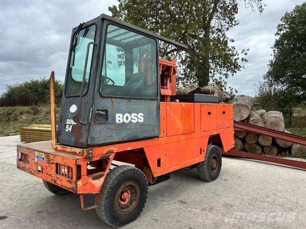 Boss 546 Zijlader