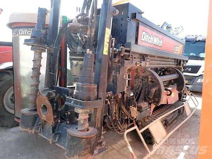 Ditch Witch JT30AT Surface drill rigs