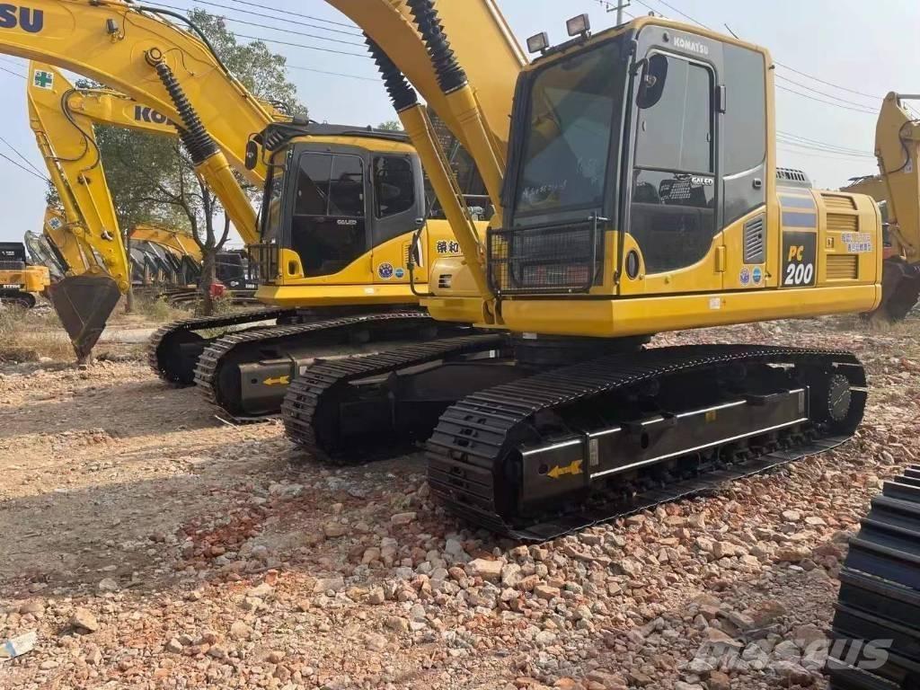 Komatsu PC 200 8N Rupsgraafmachines