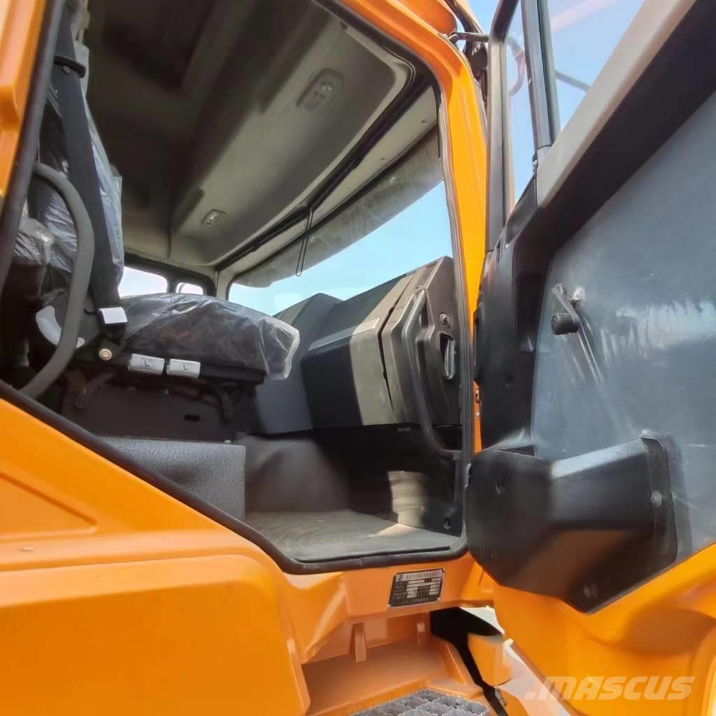 Shacman F3000 6x4 Trekkers
