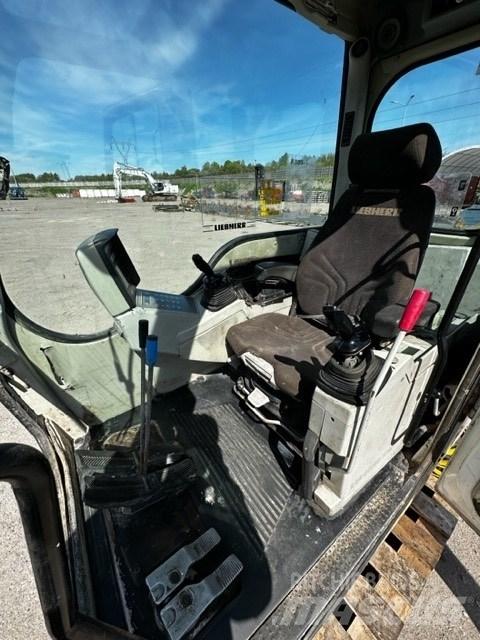 Liebherr R 906 CAB Cabine en interieur