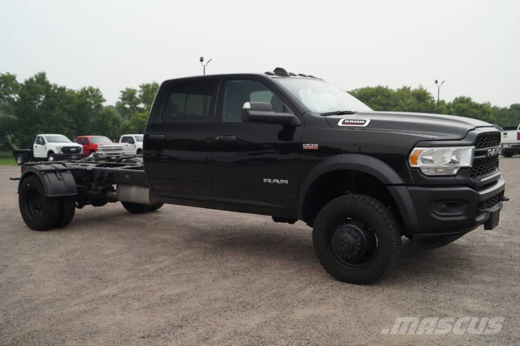 RAM 5500 TRADESMAN Chassis met cabine