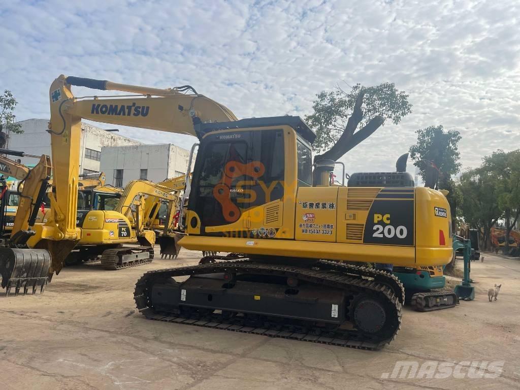 Komatsu PC 200-8 Rupsgraafmachines