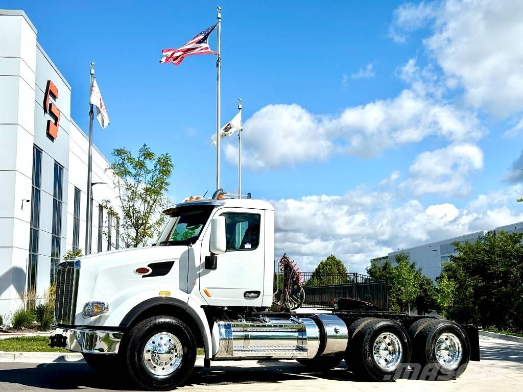 Peterbilt 567 Trekkers