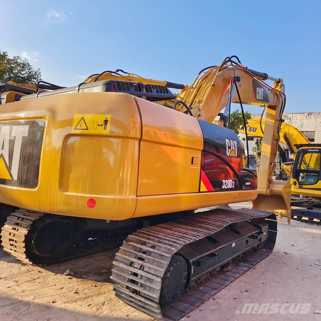 CAT 320 D Rupsgraafmachines