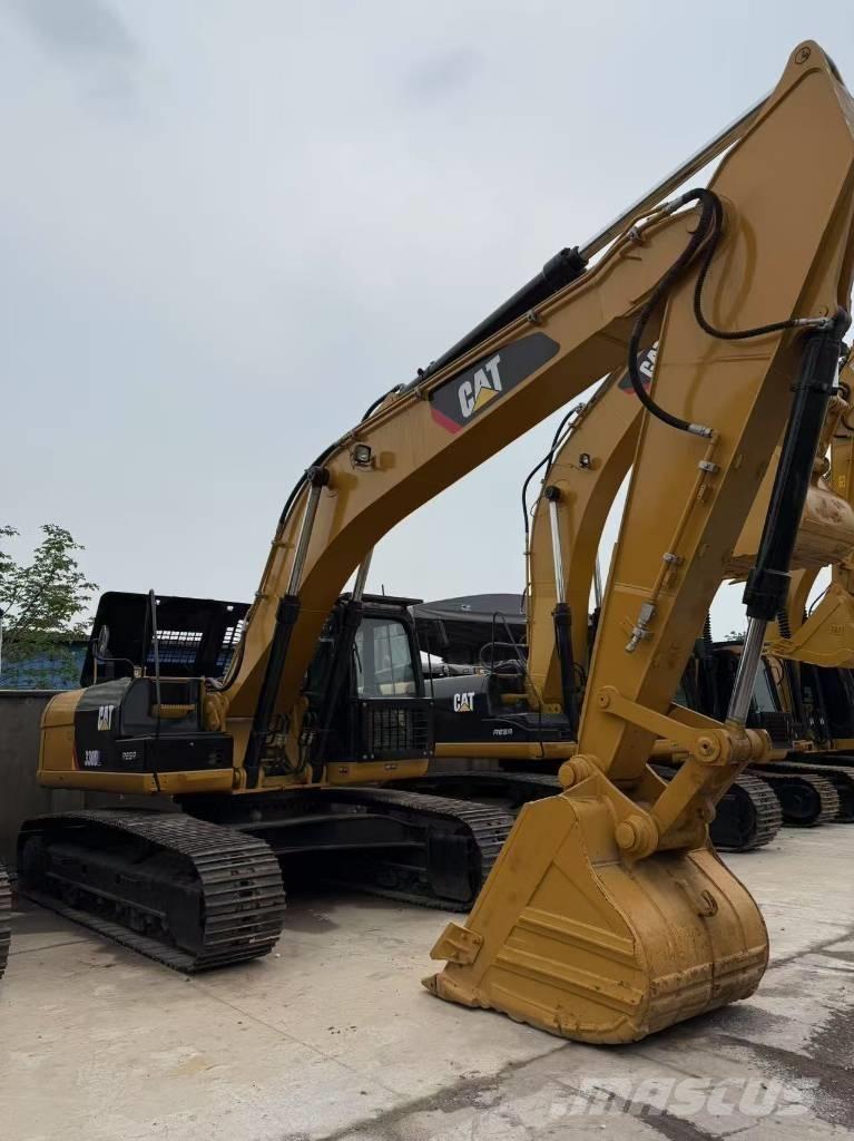 CAT 330 D Rupsgraafmachines