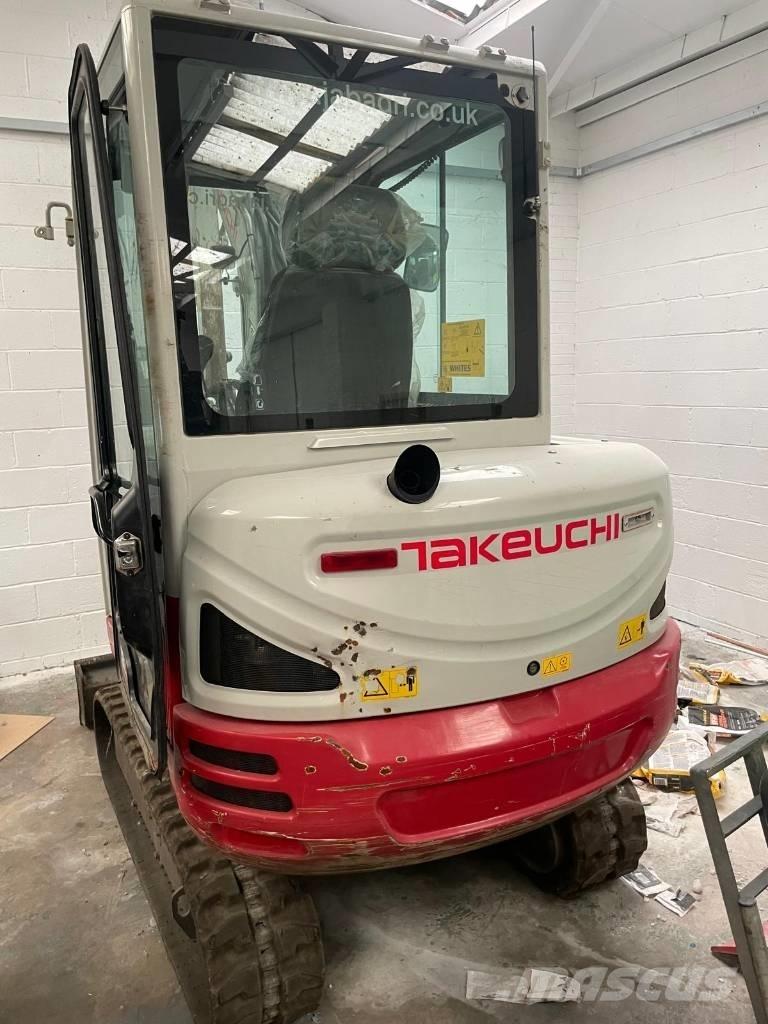Takeuchi TB 230 Minigraafmachines < 7t